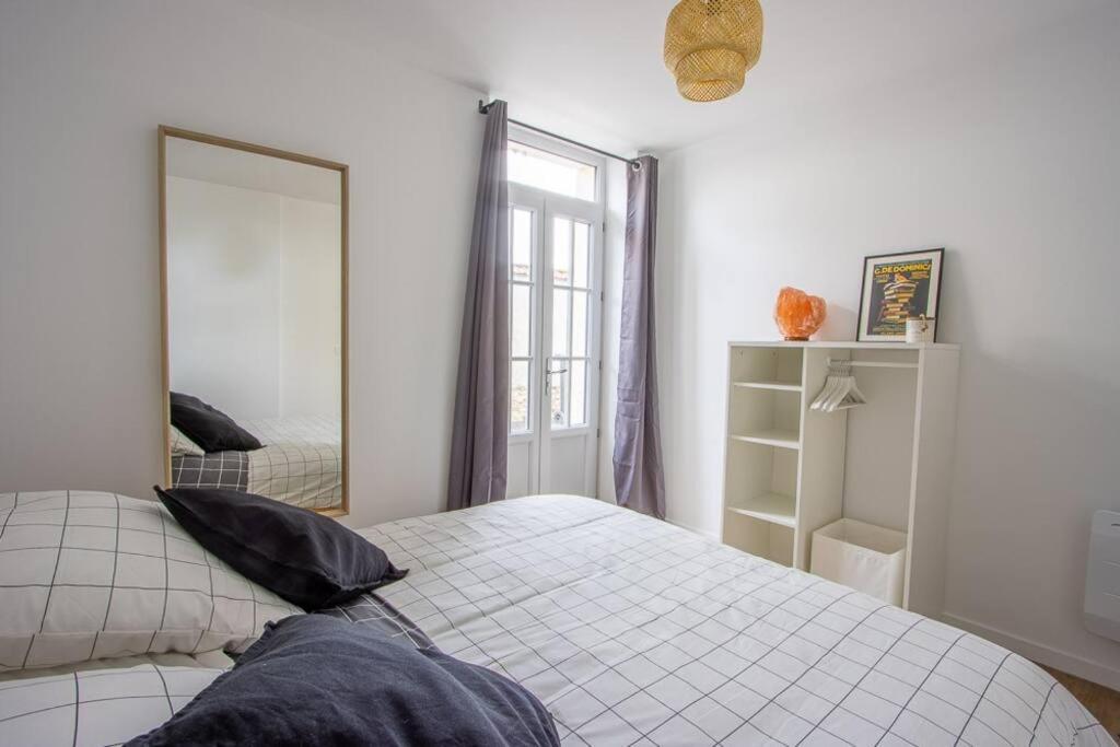 Appartement Avec Terrasse Et Parking, A Meaux Buitenkant foto